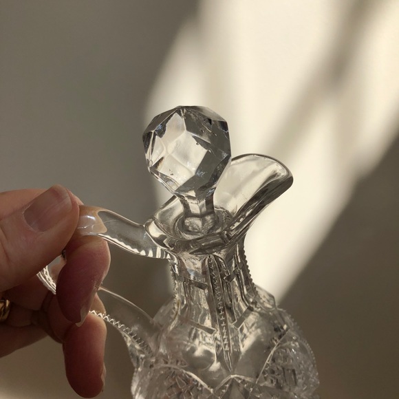 ANTIQUE CUT GLASS CRUET with STOPPER - Picture 7 of 8